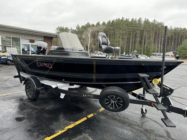 Slide: The Image of Lund Impact XS 1775 SS 2025 - 9