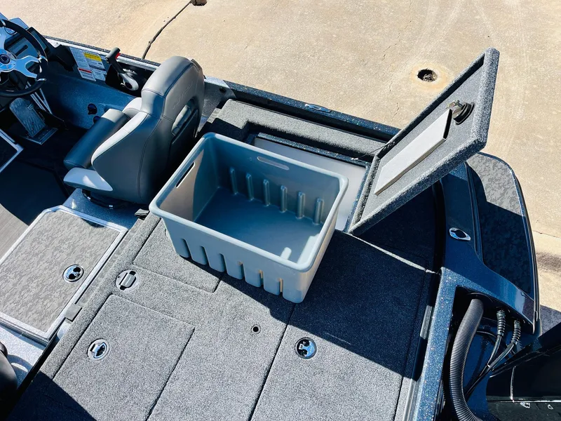 Slide: The Image of Nitro Z21 XL Pro 2025 - 55