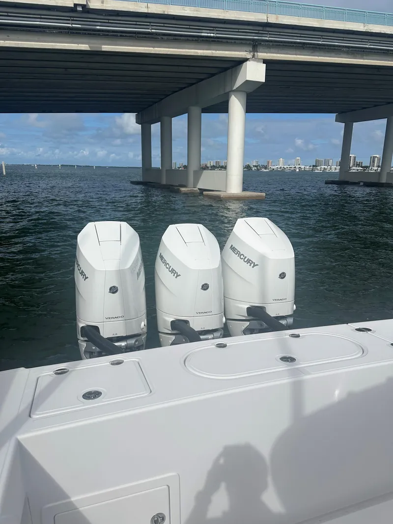 Slide: The Image of Bahama 37 2025 - 2