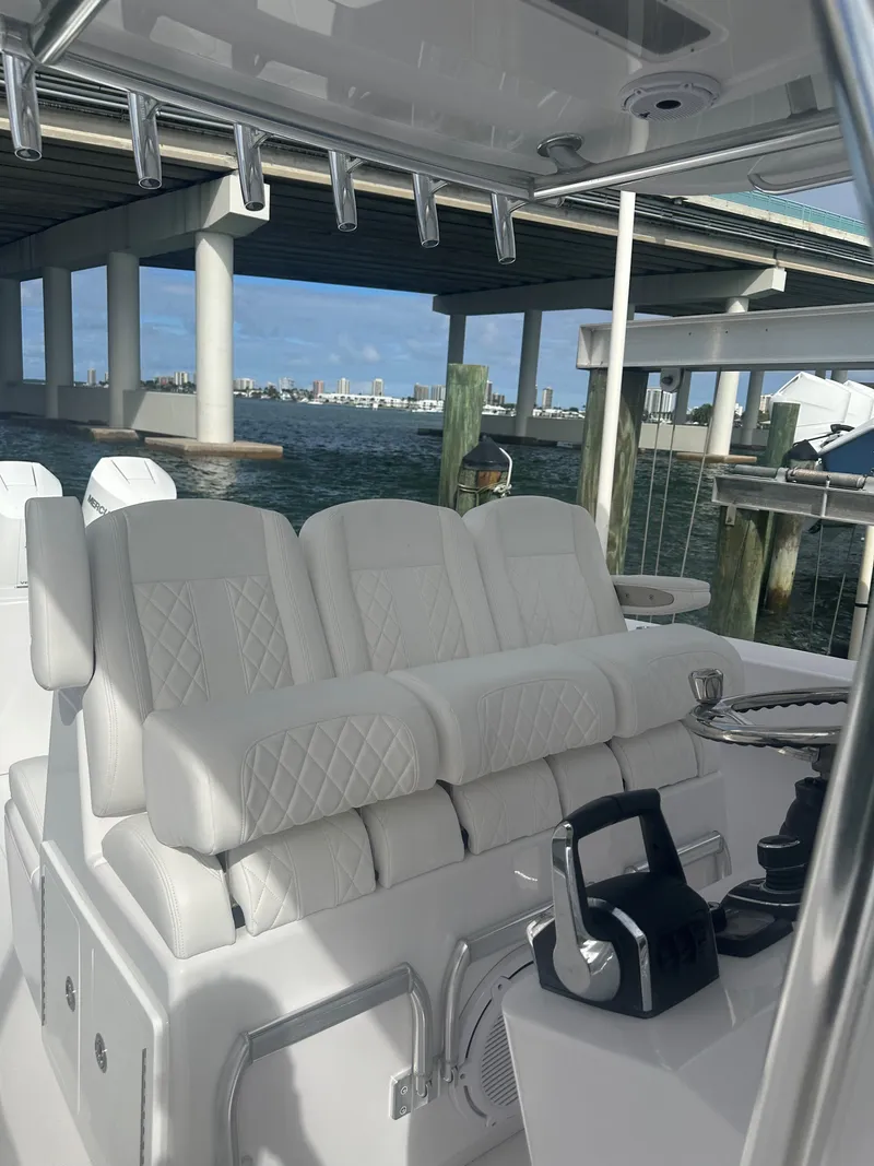 Slide: The Image of Bahama 37 2025 - 4