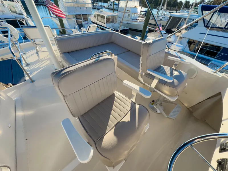 Slide: The Image of Mainship 34 Trawler 2005 - 57