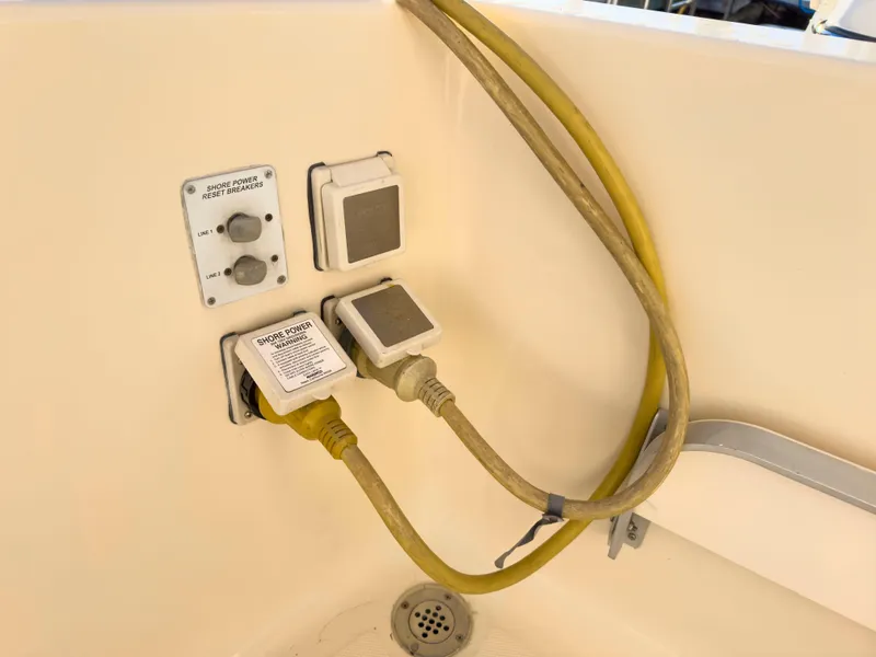 Slide: The Image of Mainship 34 Trawler 2005 - 64