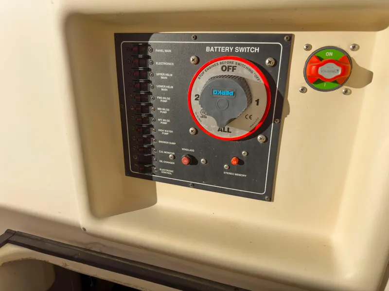 Slide: The Image of Mainship 34 Trawler 2005 - 68