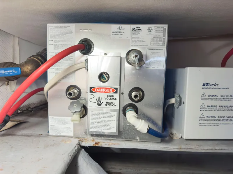 Slide: The Image of Mainship 34 Trawler 2005 - 72