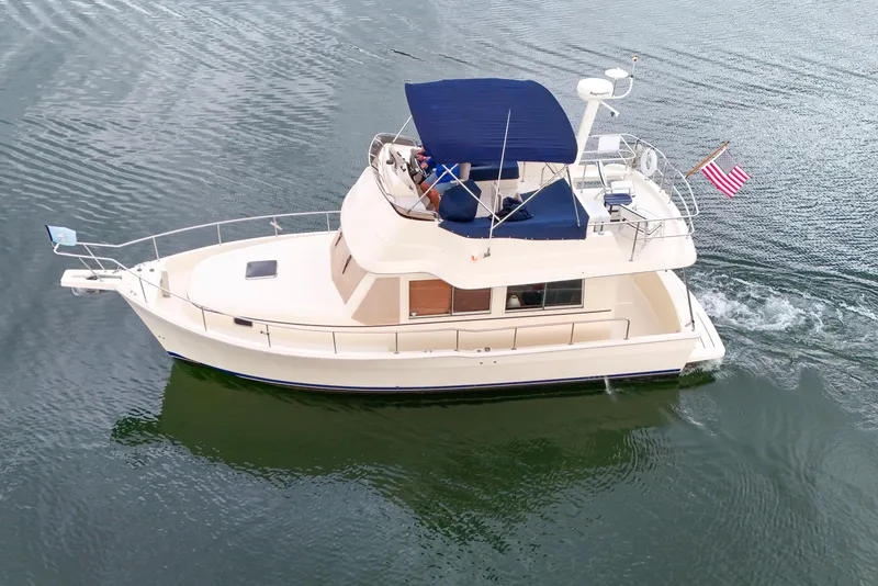 Slide: The Image of Mainship 34 Trawler 2005 - 79