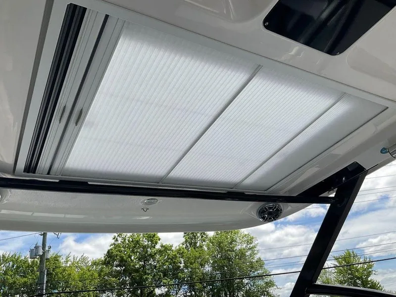 Slide: The Image of Chaparral 310 OSX 2025 - 102