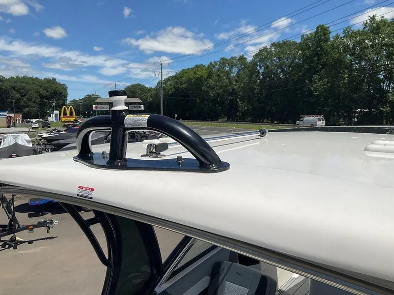 Slide: The Image of Chaparral 310 OSX 2025 - 129