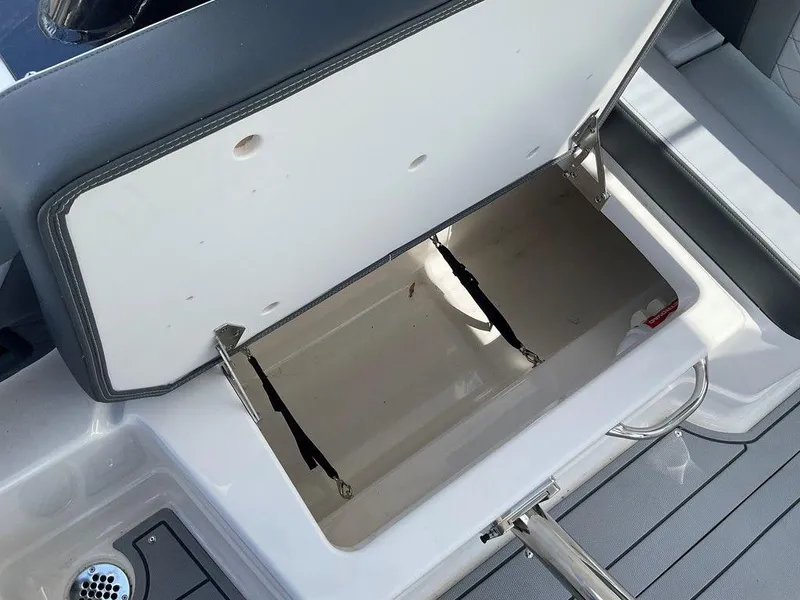 Slide: The Image of Chaparral 310 OSX 2025 - 56