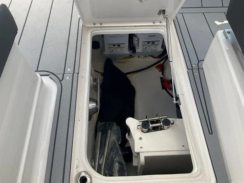 Slide: The Image of Chaparral 310 OSX 2025 - 63