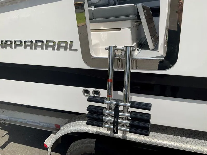 Slide: The Image of Chaparral 310 OSX 2025 - 68