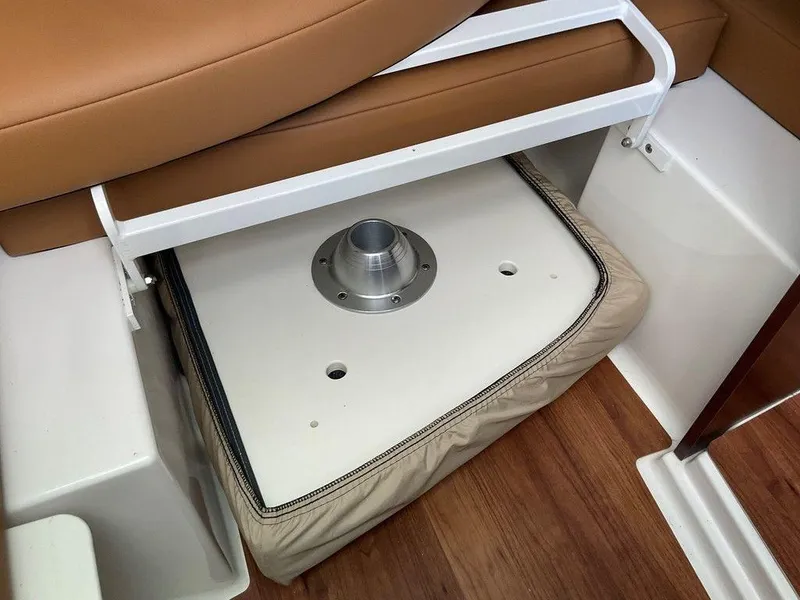 Slide: The Image of Chaparral 310 OSX 2025 - 84