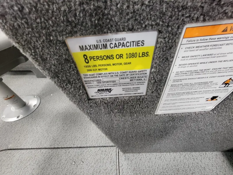 Slide: The Image of Crestliner 1850 Sportfish 2025 - 32