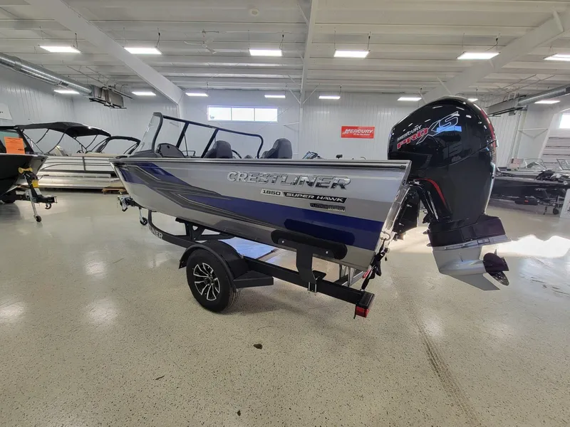 Slide: The Image of Crestliner 1850 Super Hawk 2025 - 3
