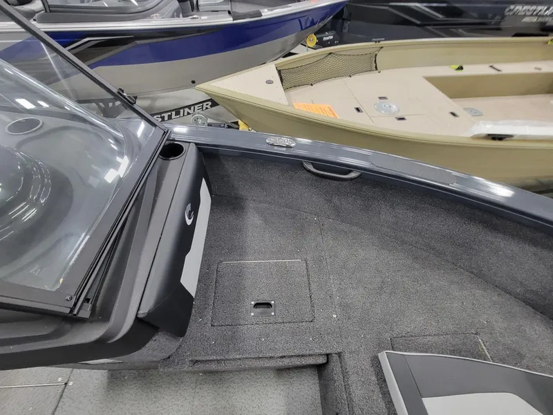 Slide: The Image of Crestliner 1950 Super Hawk 2025 - 14