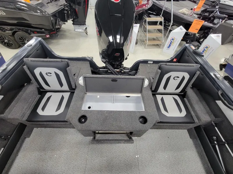 Slide: The Image of Crestliner 1950 Super Hawk 2025 - 27