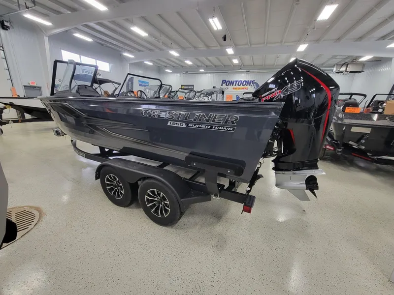 Slide: The Image of Crestliner 1950 Super Hawk 2025 - 5