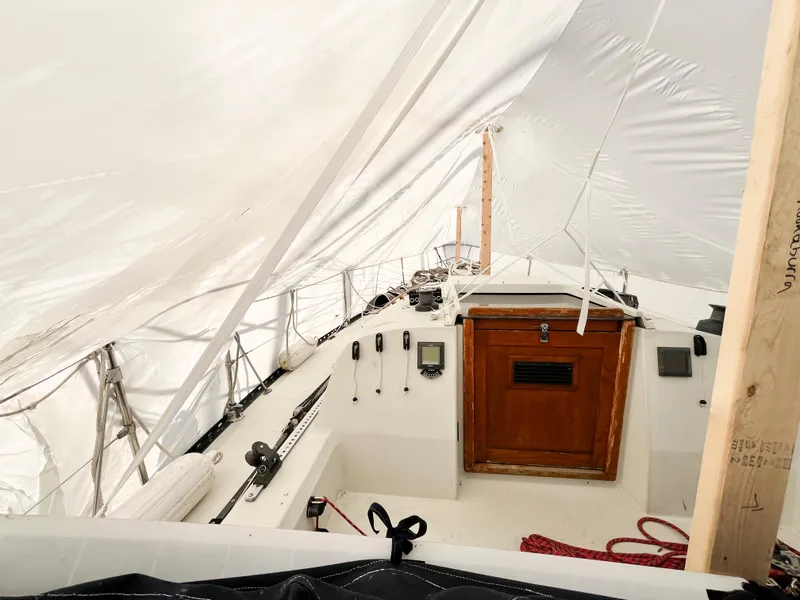 Slide: The Image of C&C 33 mkII 1985 - 19