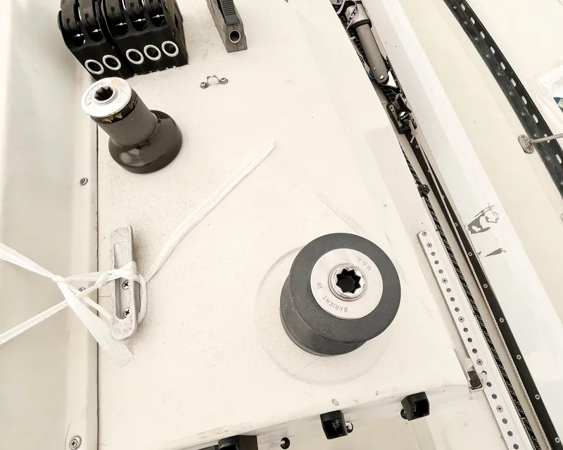 Slide: The Image of C&C 33 mkII 1985 - 25