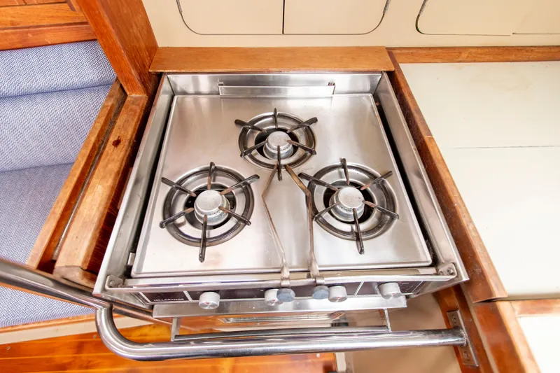 Slide: The Image of C&C 33 mkII 1985 - 40