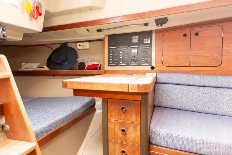 Slide: The Image of C&C 33 mkII 1985 - 46