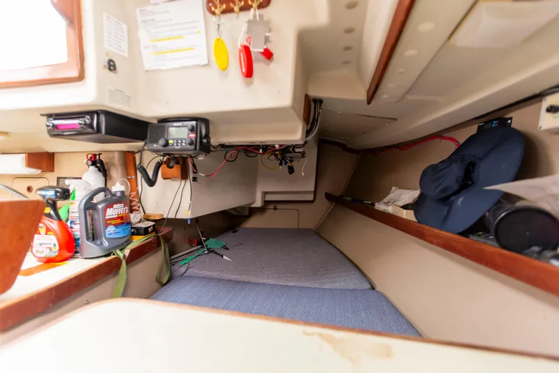 Slide: The Image of C&C 33 mkII 1985 - 48