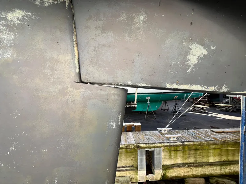 Slide: The Image of C&C 33 mkII 1985 - 8