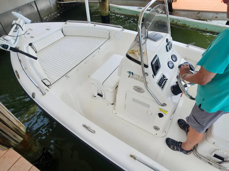 Slide: The Image of Key West 176 Center Console 2013 - 14