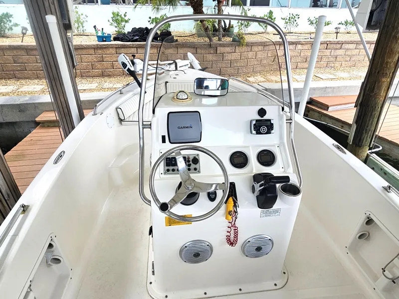 Slide: The Image of Key West 176 Center Console 2013 - 18