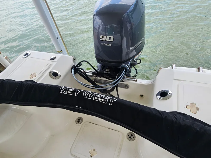 Slide: The Image of Key West 176 Center Console 2013 - 25