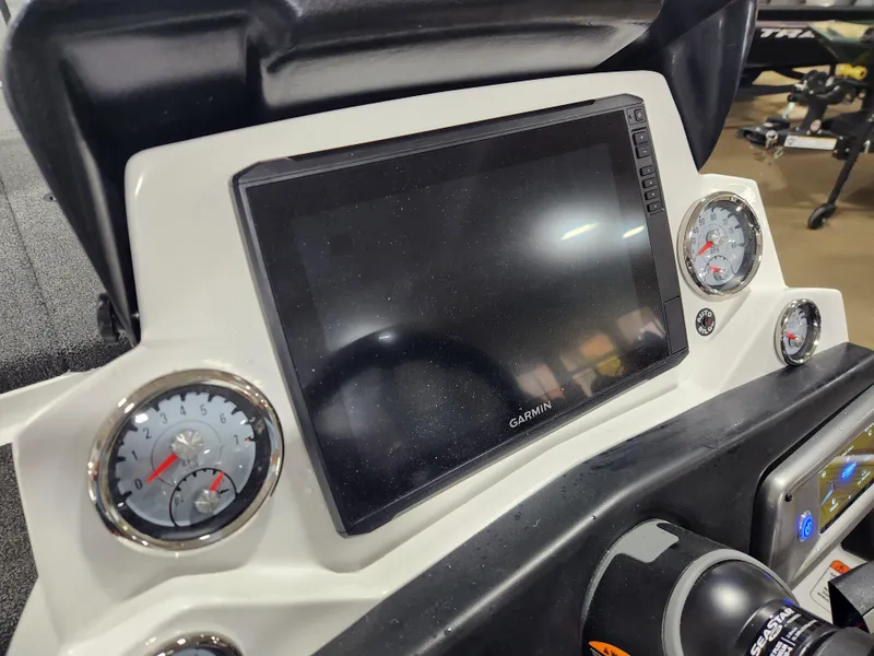 Slide: The Image of Dashboard of 2025 Nitro Z20 XL Pro boat with Garmin display and gauges. - 26