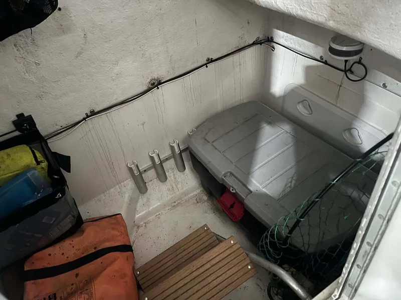 Slide: The Image of Custom Rainbow Runner 30 Open 1999 - 6