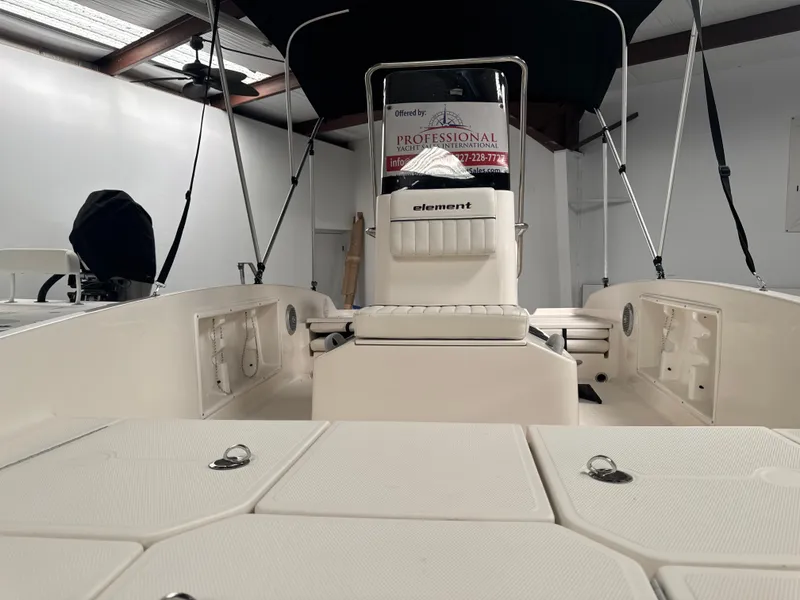 Slide: The Image of Bayliner Element F16 2018 - 14