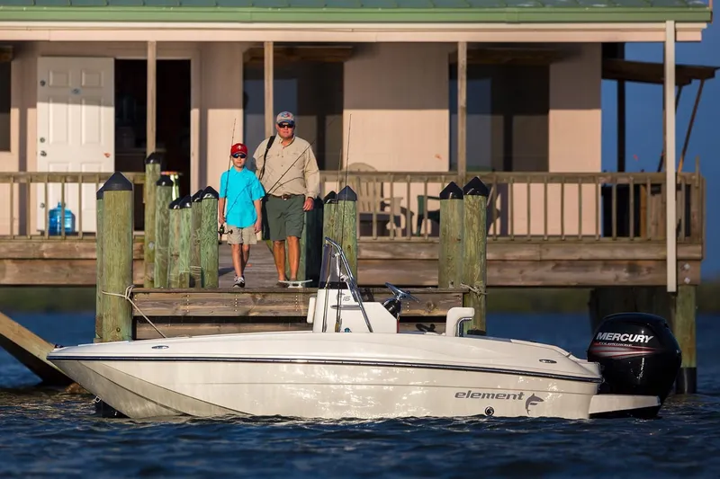 Slide: The Image of Bayliner Element F16 2018 - 23