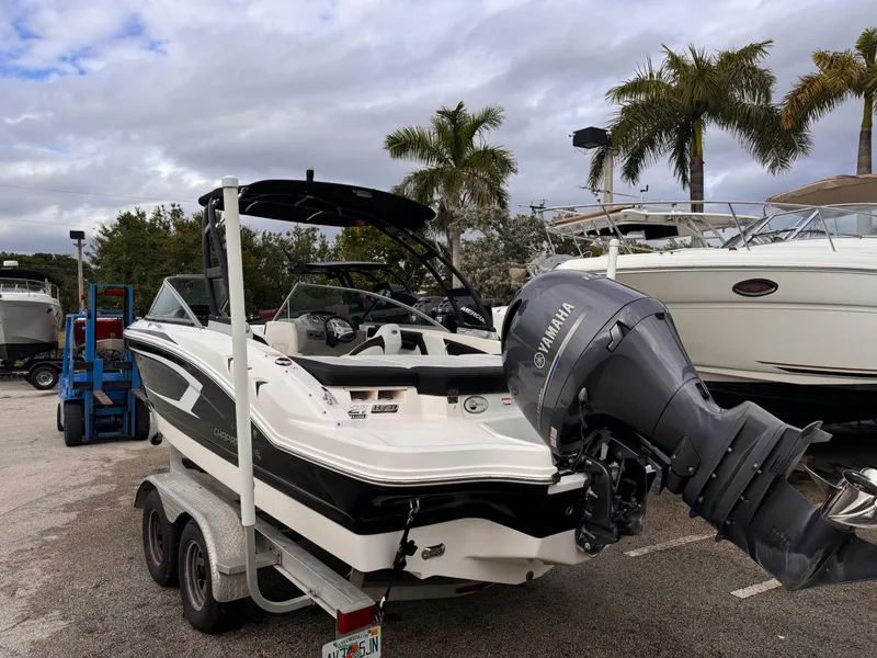 Slide: The Image of Chaparral 21 H2O Sport OB 2017 - 2