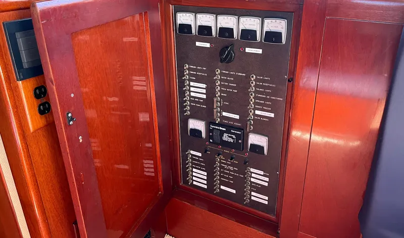 Slide: The Image of Rybovich 45 BIG BLUE - Salon Control Panel - 8