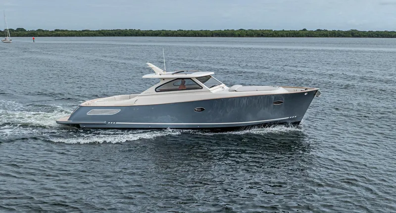 Slide: The Image of 2020 Gagliotta Lobster 35 cruising on calm waters. - 38