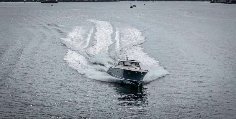 Slide: The Image of Gagliotta Lobster 35 (2020) cruising on open water, leaving a wake behind. - 42