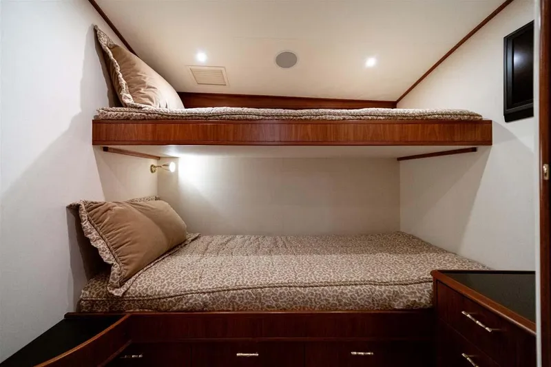 Slide: The Image of Guest Stateroom with Oversized Over/Under Berths - 33
