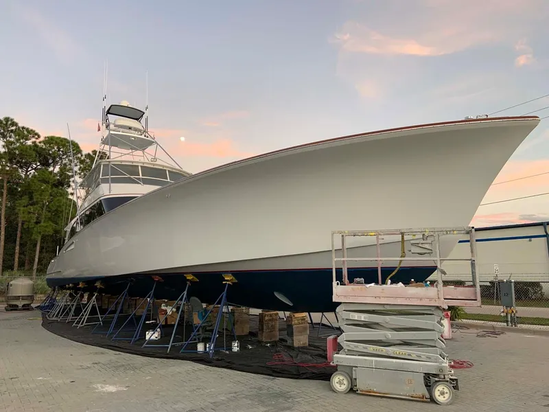 Slide: The Image of Bottom Job and Hull Sides Waxed 11/2021 - 80