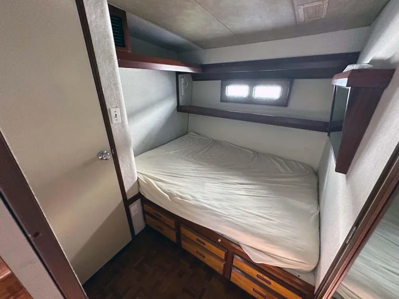 Slide: The Image of Main Stateroom - 13