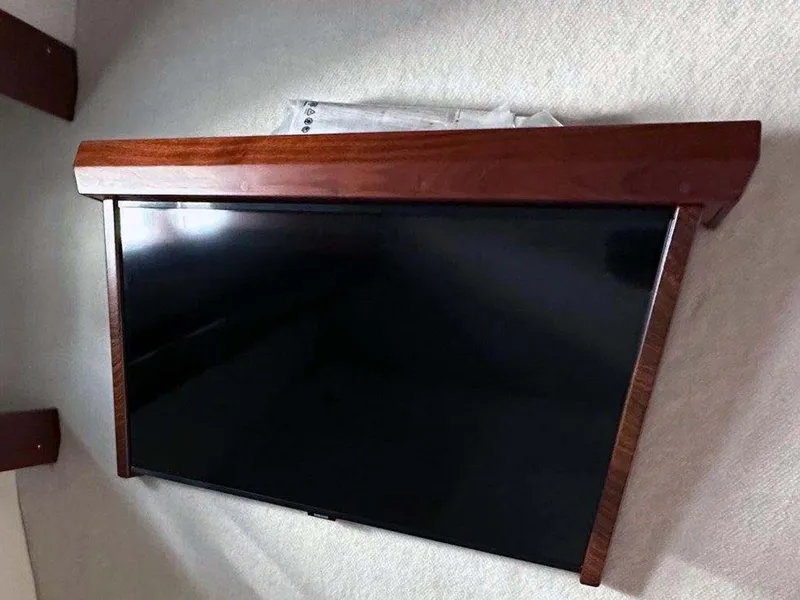 Slide: The Image of Stateroom TV - 14