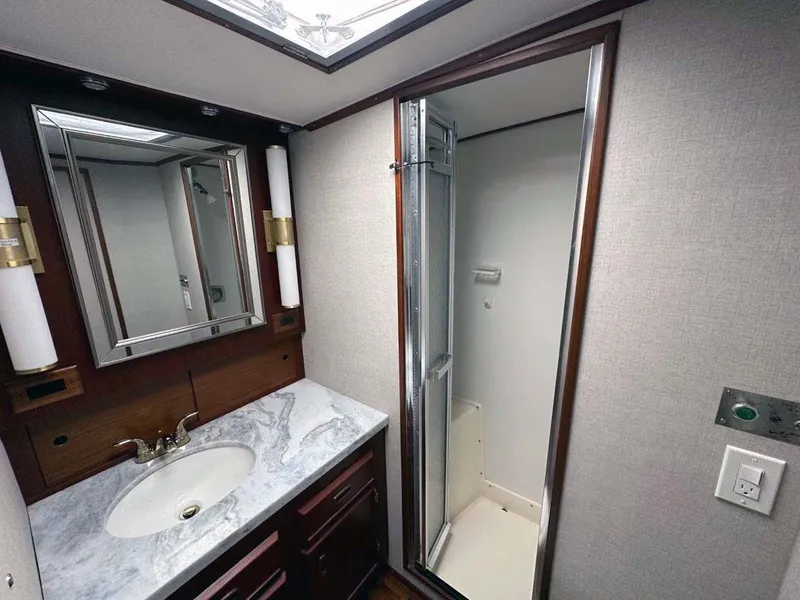 Slide: The Image of Vanity Enlcosed Shower - 18