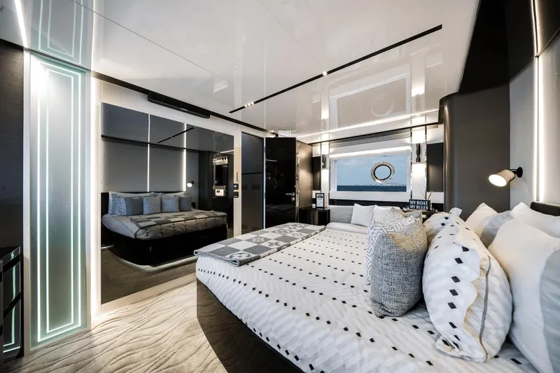 Slide: The Image of Azimut S8 2023 - 40