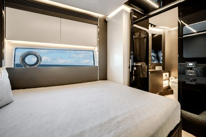 Slide: The Image of Azimut S8 2023 - 56