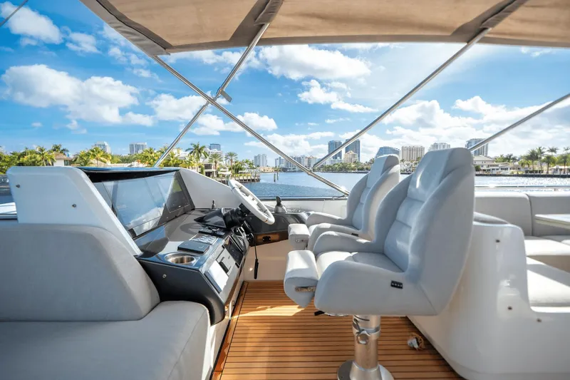 Slide: The Image of Azimut S8 2023 - 72