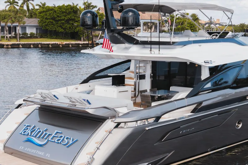 Slide: The Image of Azimut S8 2023 - 90