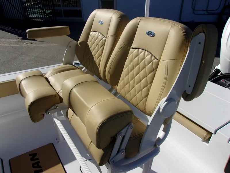 Slide: The Image of Sportsman Masters 227 Bay Boat 2025 - 18