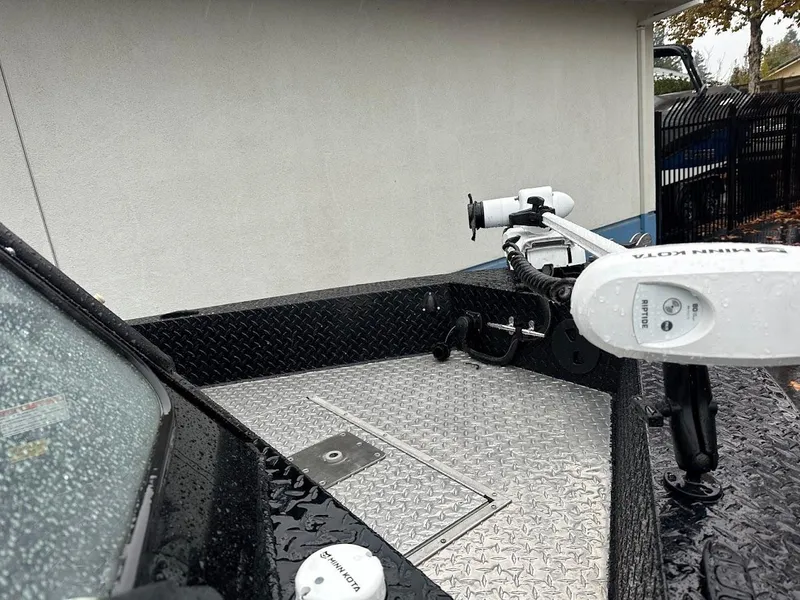 Slide: The Image of 2008 Duckworth Navigator Sport 195 boat with trolling motor on deck. - 17