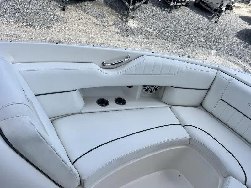 Slide: The Image of Sea Ray 270 SLX 2008 - 7