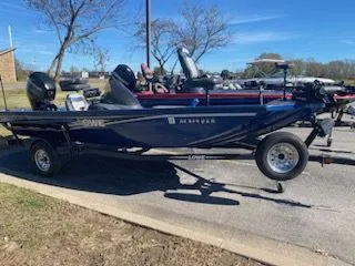 Slide: The Image of Lowe Stinger 175 2017 - 14